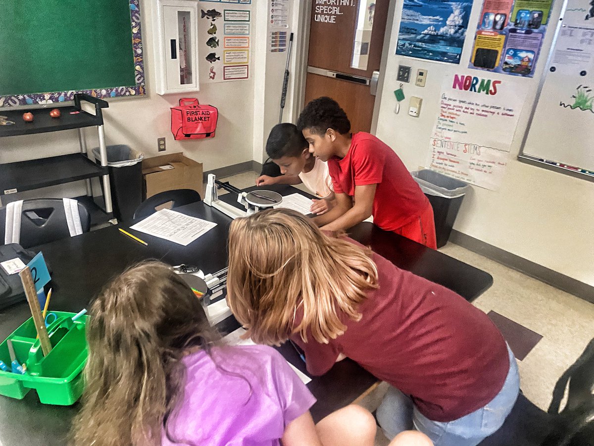 mrgaines_sciguy's tweet photo. First lab of the year went great! Relative density of fishing tackle. #LeaningIn #education #FindingMyRhythm  

Teacher Hack: Group with the driest table at the end wins a prize. https://t.co/3orvnNVHvW