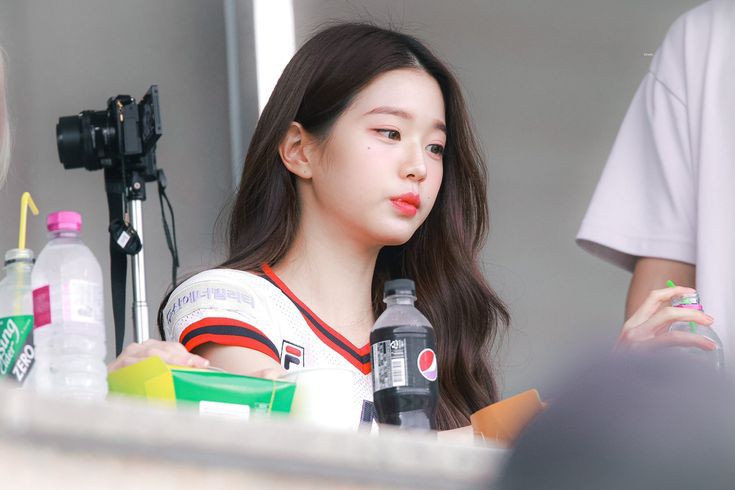 cind3relIa's tweet photo. Drift, 🏎️ a #Jangkku au

Yosef, a Formula One driver, was seen giving Prim, the commentator, a flying kiss, causing viewers to believe that they are dating. https://t.co/MEcmRYl2YW