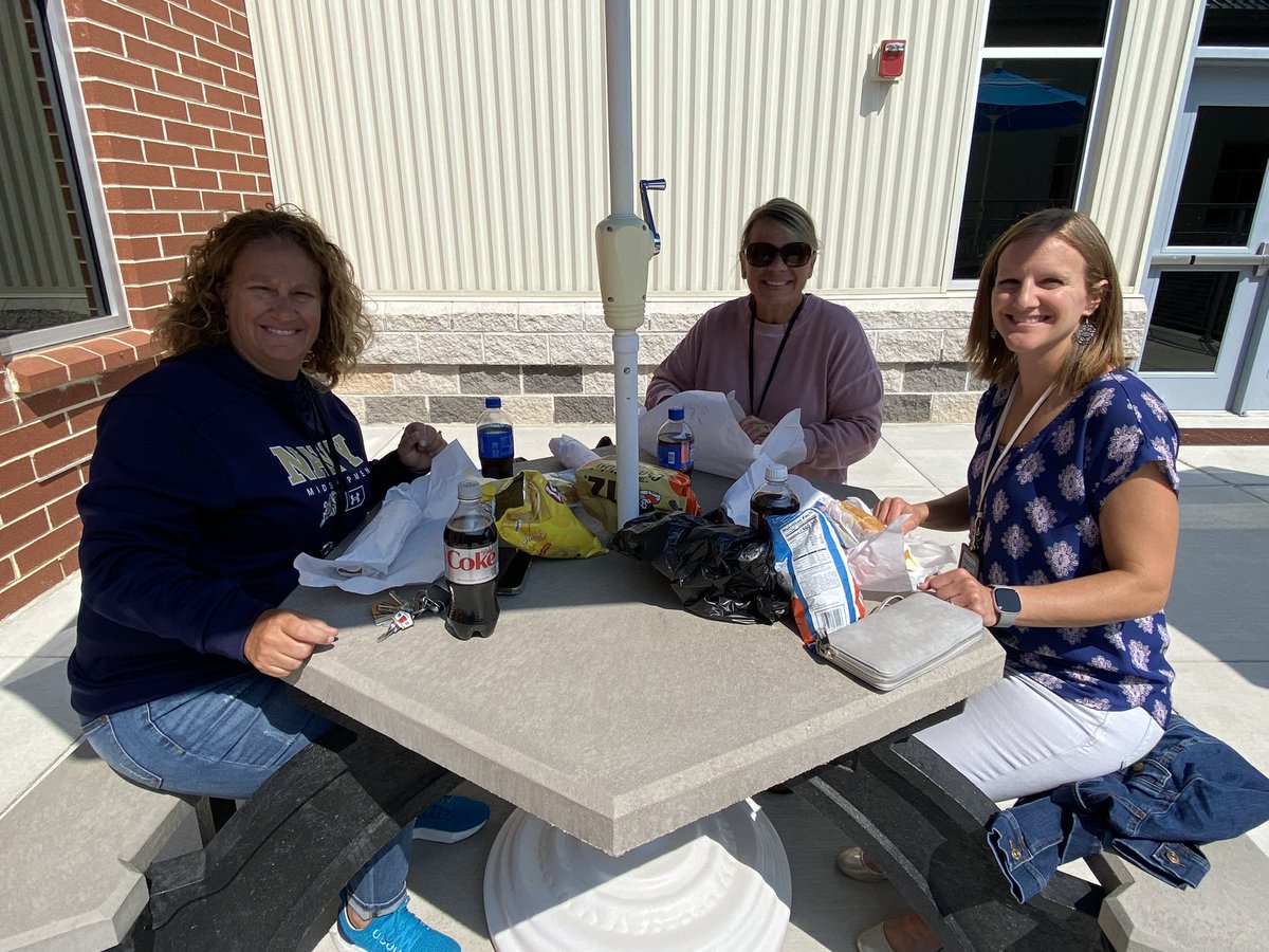 Diana Gray tweet media