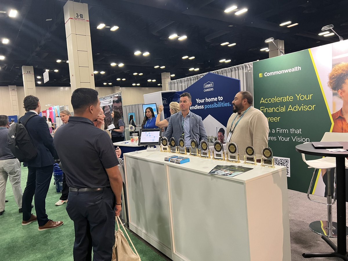 _SAClarke's tweet photo. Day 2 at the wonderful @alpfa convention!!  Come check our booth out tomorrow!! #930
@CommonwealthFN https://t.co/EJqmBC1aRL