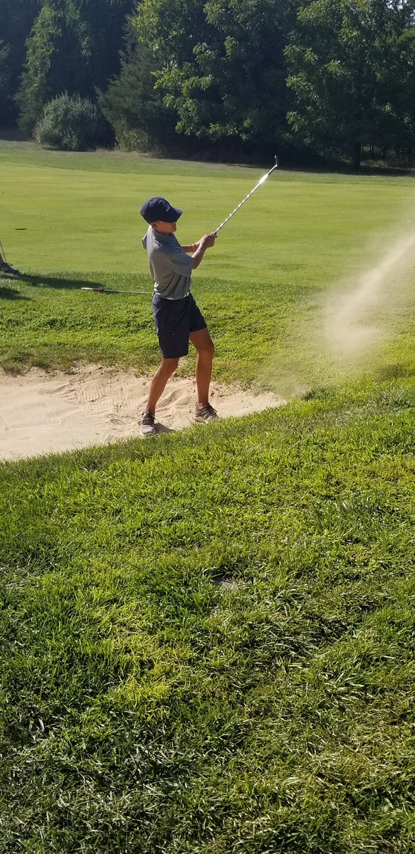 Champe Golf ties @briarwoods_golf with a team total of 166 but lose in a sudden-death playoff, and move to 3-2 in dual match play. Top 4 Scores for Champe Golf:

M. Pack - 37 
K.Crawford - 41 
J.Arias - 43
O. Gordon / R. Gahun - 45