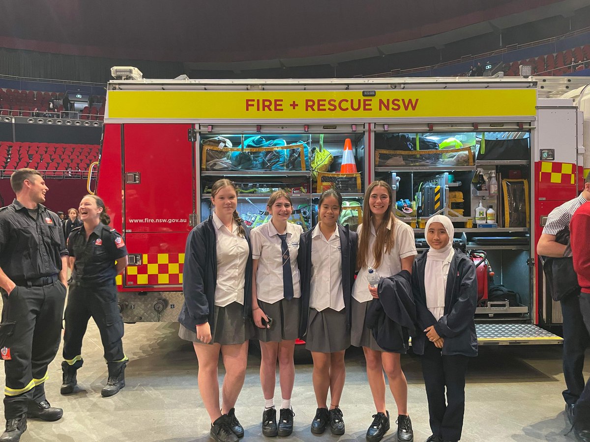 emhs8584's tweet photo. Yesterday, Year 11 students attended the BStreetSmart Road Safety presentation at Quodos Bank Areana. The purpose of BstreetSmart is to reduce the fatality and injury rates of young people by promoting safe behaviour as drivers, riders and passengers. https://t.co/HGoUUNvFhm