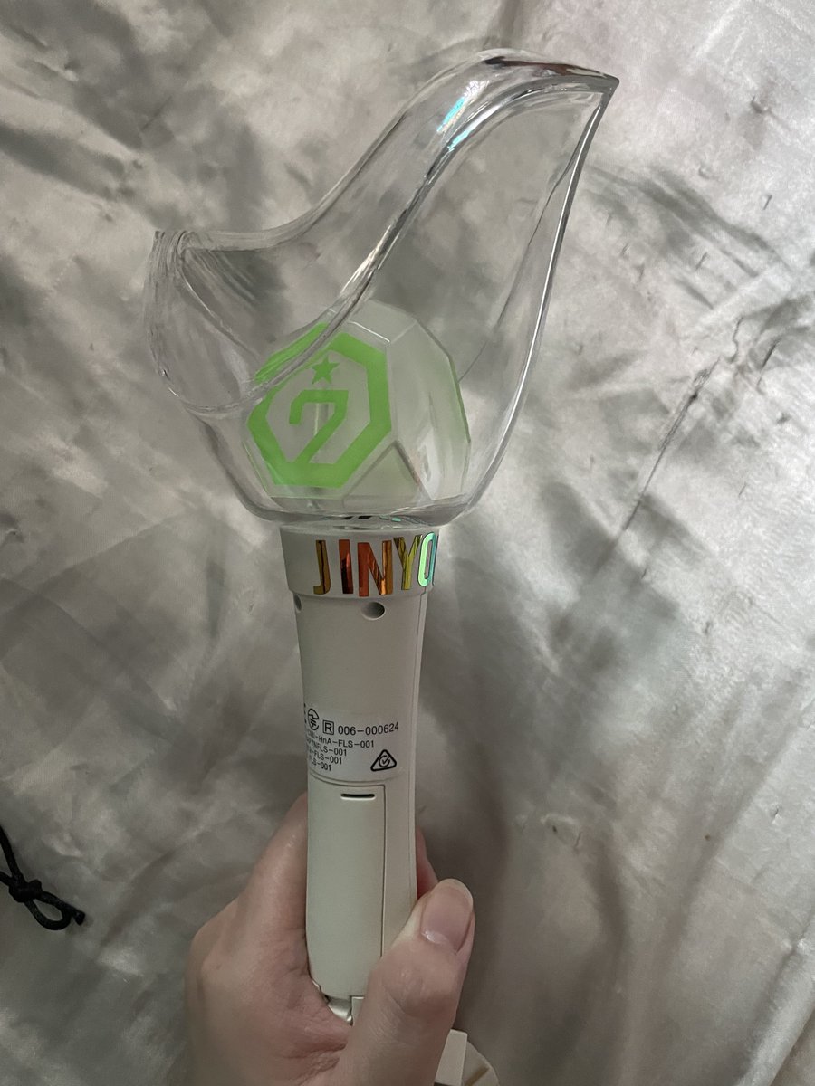 betheseungs's tweet photo. WTS LFB PH GOT7

꒰https://t.co/9rxDKhqB7t꒱ 👈🏻pls read b4 claiming

AHGABONG VER 2 (w/o og box)
୨୧ ₱2,000
୨୧ with free pouch and 3 half-used AAA batts
୨୧ pre-loved, no visible scratches/flaws; w/ jinyoung decal
୨୧ bought in 🇯🇵
୨୧ PAYO
୨୧ SCO/J&amp;T/ GGX/SDD

🏷️ lightstick https://t.co/69Z2DfnBNU