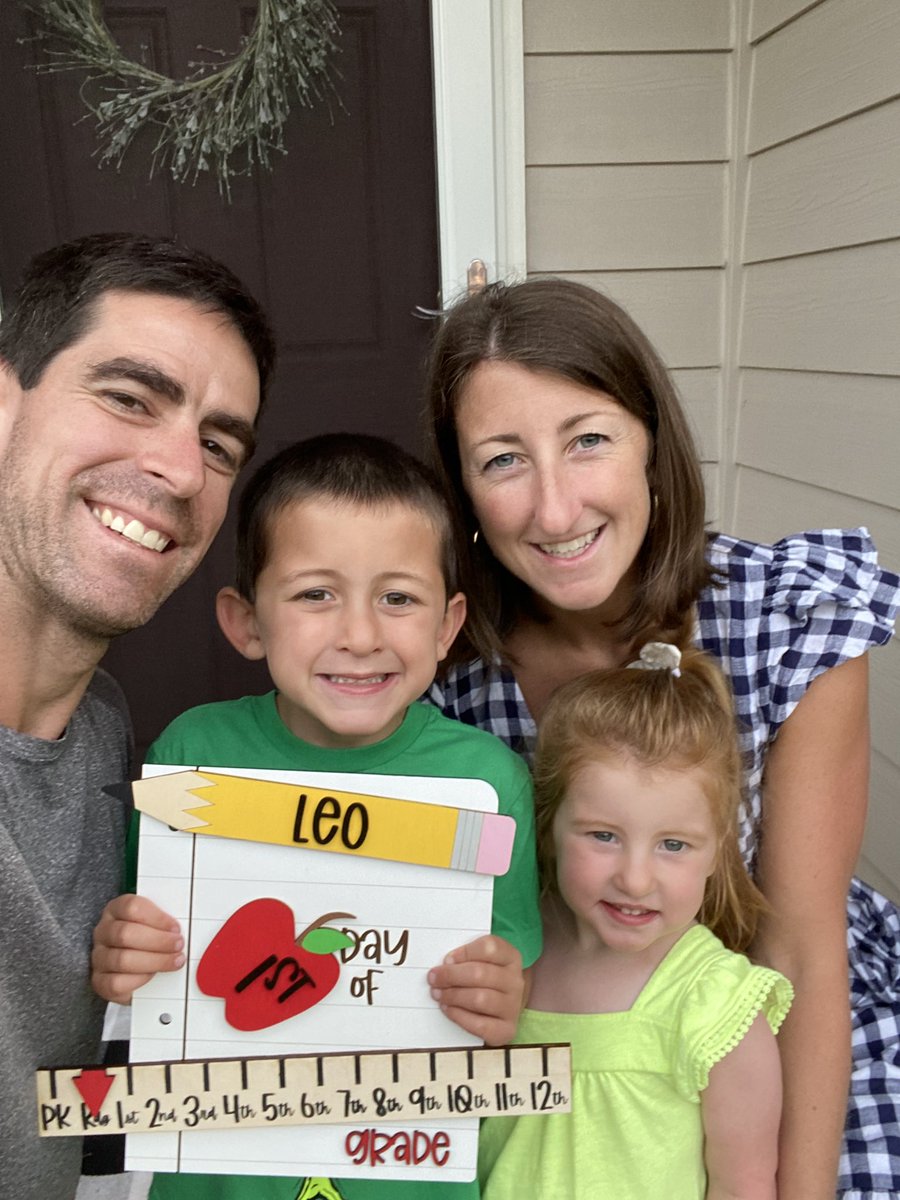 bkirizarry's tweet photo. We did a thing today— go Leo, go! Ready to take the next step in our school adventure at @DurhamAcademy! 💚 #DAFirstDay https://t.co/iVQoOhz6ro