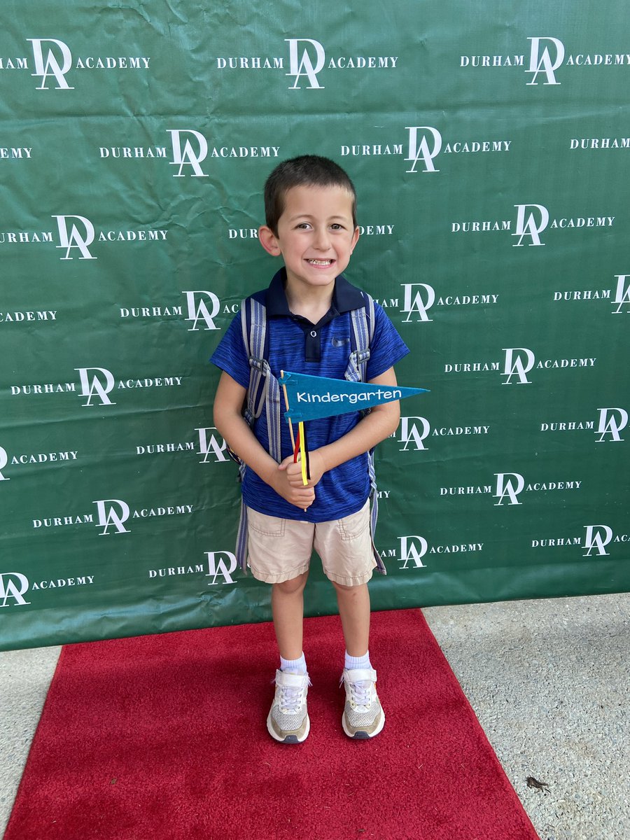 bkirizarry's tweet photo. We did a thing today— go Leo, go! Ready to take the next step in our school adventure at @DurhamAcademy! 💚 #DAFirstDay https://t.co/iVQoOhz6ro