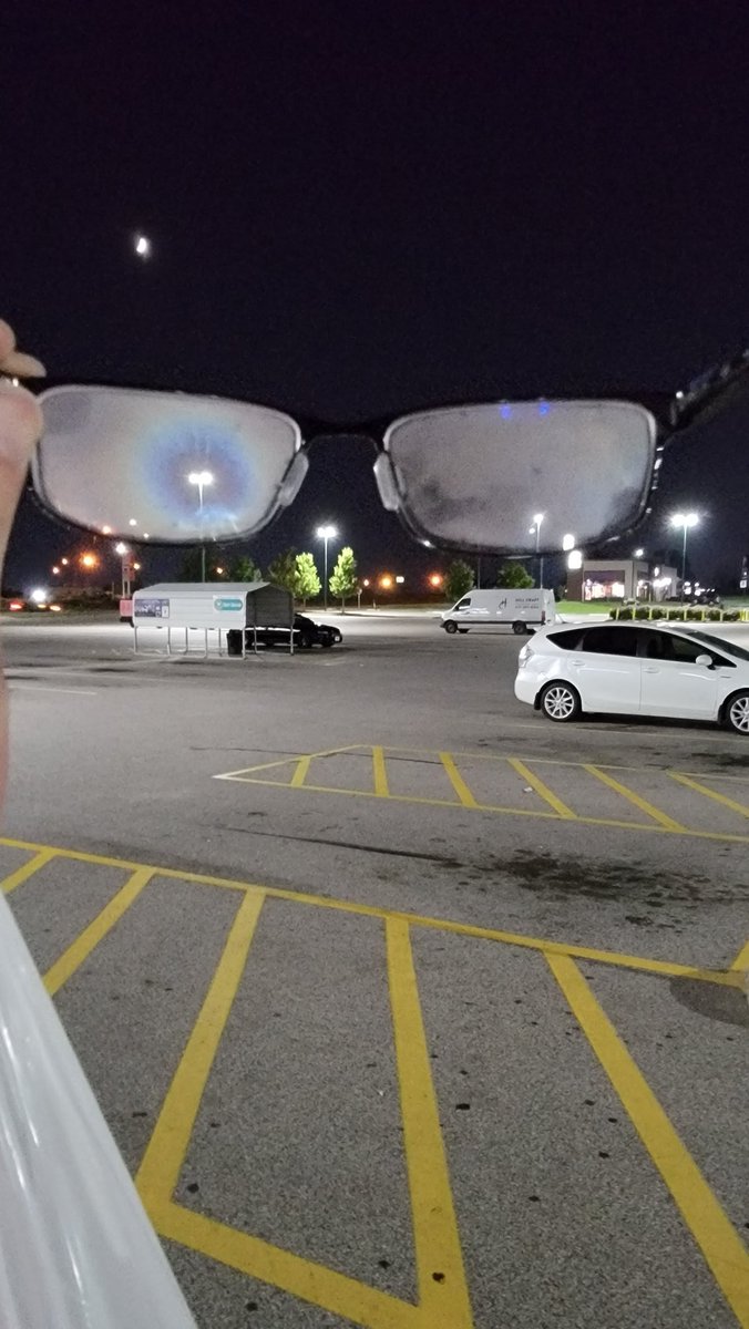 NickKellyWX's tweet photo. Yep... Still muggy... #mowx #nomoresummer https://t.co/RbYdBTxW9Z