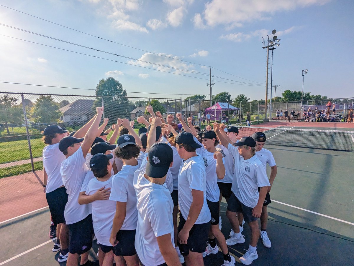 Thank you to the teachers who came out and supported the students who nominated you for MVE tonight.  You all make a huge difference in the lives of our student/athletes.