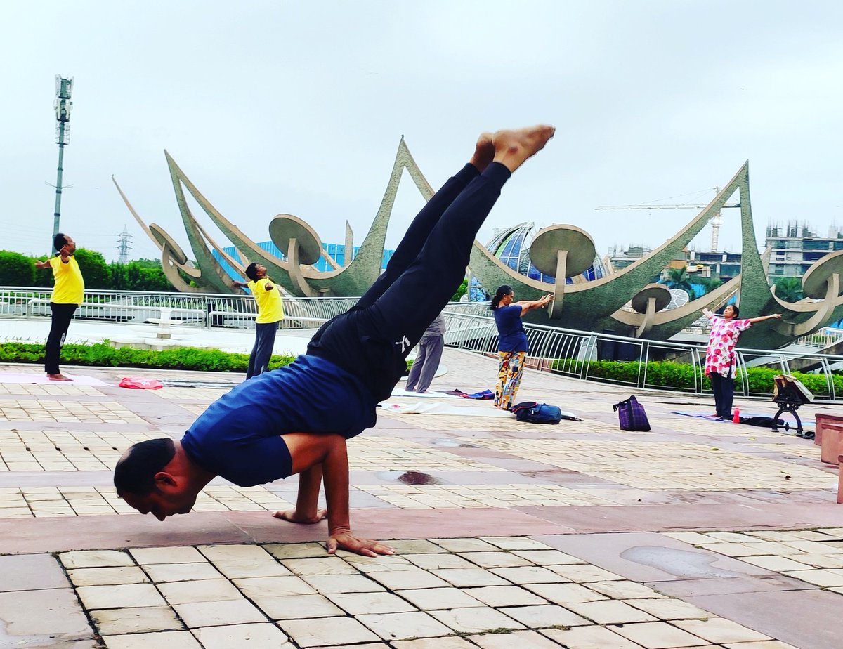 yogamukesh's tweet photo. सुबह की जय श्री राम राजधानी नई दिल���ली से नियमित योग प्राणायाम को करे अपनी रोक प्रतिरोधक क्षमता को बढ़ाएं हमेशा स्वस्थ एवं निरोगी रहें। https://t.co/zoy8Dr1RqW
