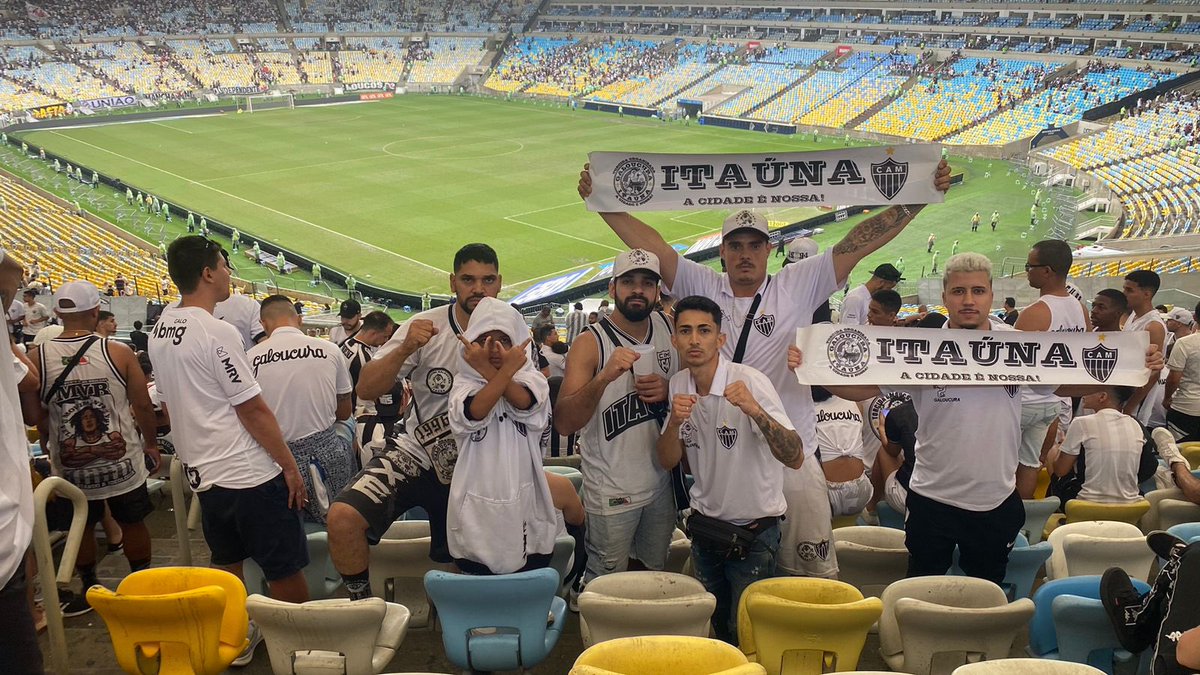 Tog_itauna1996's tweet photo. NOSSOS INTEGRANTES PRESENTE NO MARACANÃ, DOMINGO AS 11:00HRS DIA 20/08/2023 JOGO REALIZADO ENTRE VASCO 1x0 @Atletico JOGO VÁLIDO PELO BRASILEIRÃO. 
A VITÓRIA NÃO VEIO MAIS APOIO NUNCA FALTARA. 

ATLÉTICO MG 1908
GALOUCURA 1984
TOGI 1996 https://t.co/ovTx9GEyf3