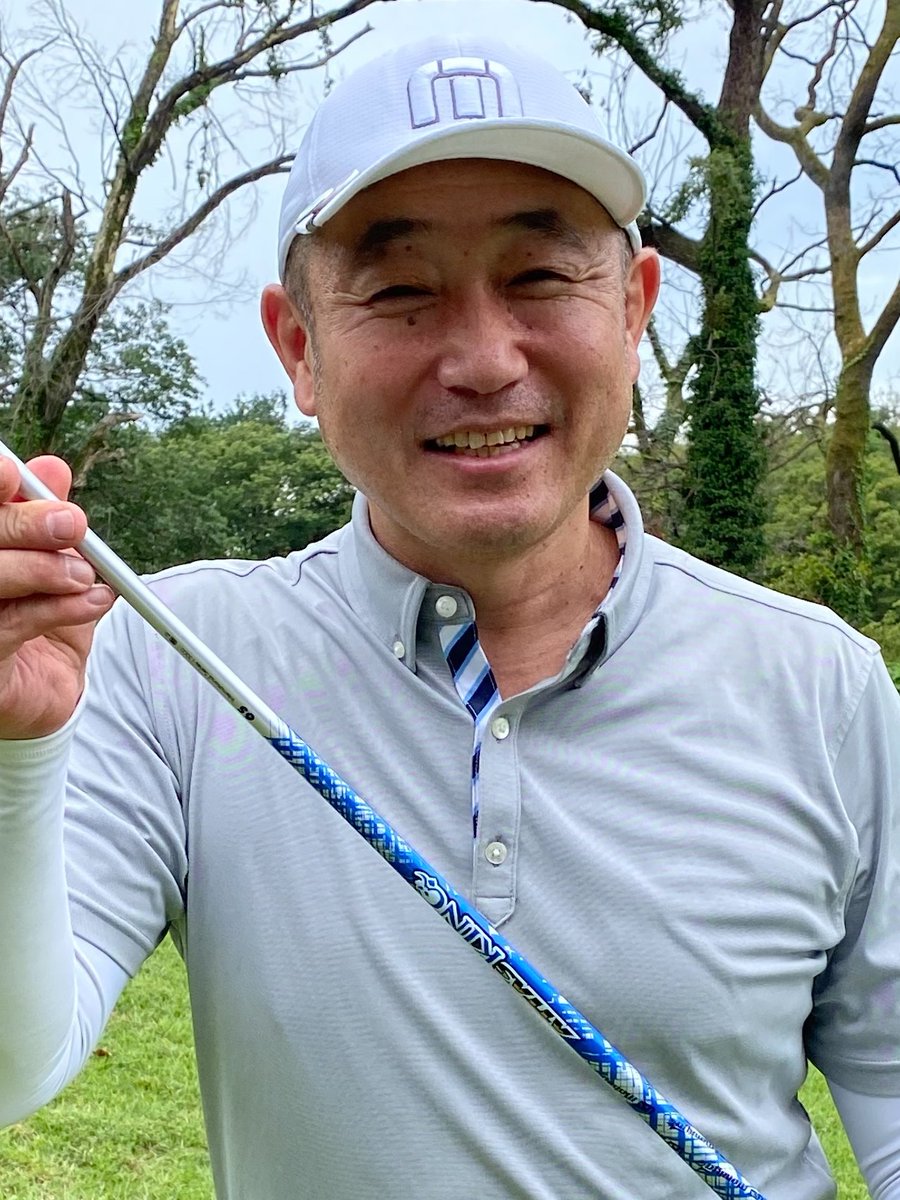 geotechgolf's tweet image. 岩井ジョニ尾さんと、やすさんにジオテック「GT9」をゴルフの相棒にして頂きました！
・曲がりが少ないので狙って打てる！
・とにかく！飛ぶ！
と、絶賛して頂けました。
本当に、ありがとうございます。

#岩井ジョニ男 さん #やす さん
@USTMamiyagolf #USTMamiya #アッタス #ATTAS
#golf #ゴルフ