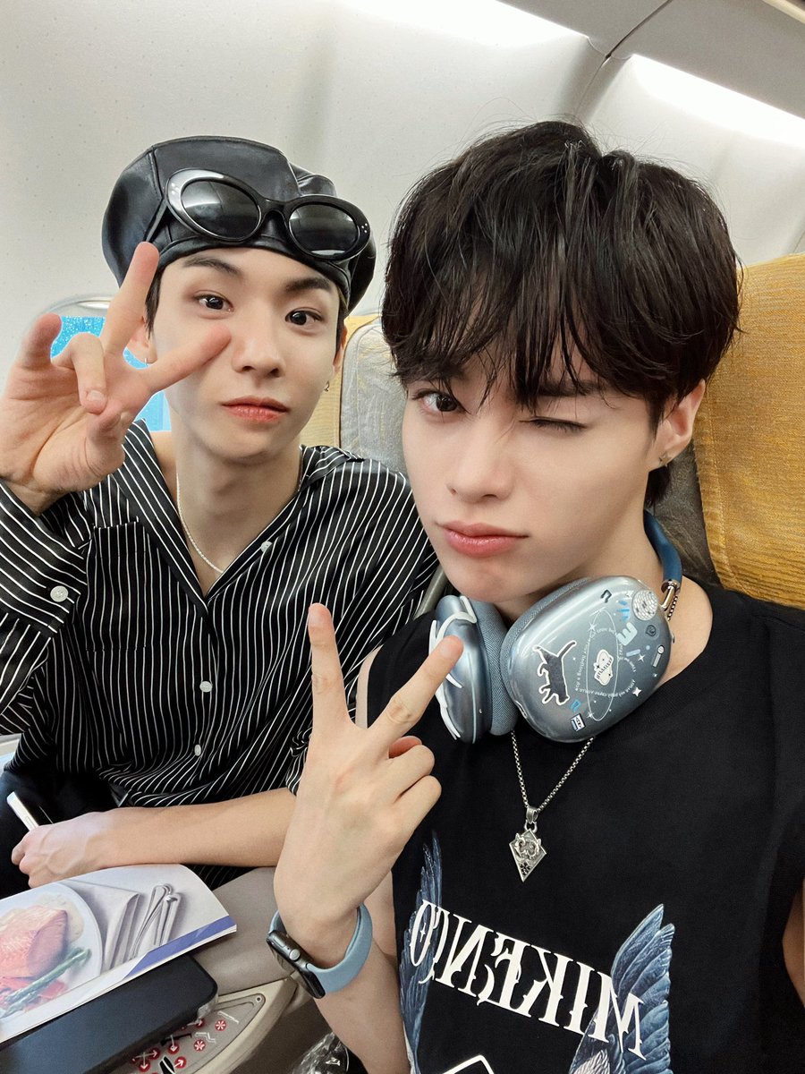 TPST__JP's tweet photo. [#ハンビン] T-OUR Cominnnn... ✈️ https://t.co/BgCK8eJcDm