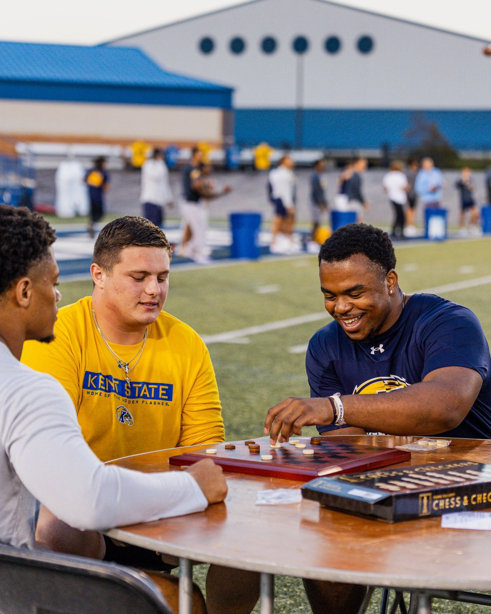 Kent State Football tweet media