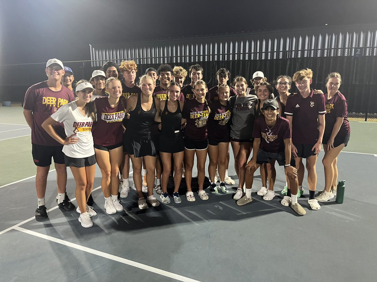DPISD_Tennis's tweet image. Congratulations to the varsity team for earning a 13-6 win over Baytown Sterling HS!  Our next match will be on Friday 8/25 at Kingwood HS - 3:30.  🦌 🎾 @Coachtheim @dpisdathletics