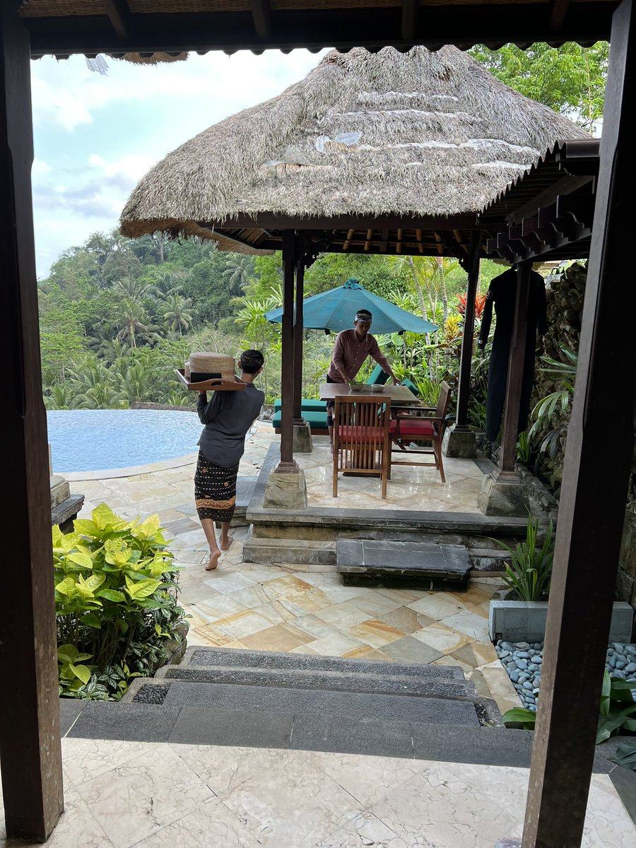 progressupdate_'s tweet image. The degree of care l received at every level was amazing in Bali. It is powerful having a living memory from a live experience, everything that happened here are the type of scenes I’m willing to work on(for) in my mind again &amp;amp; again. 🔂