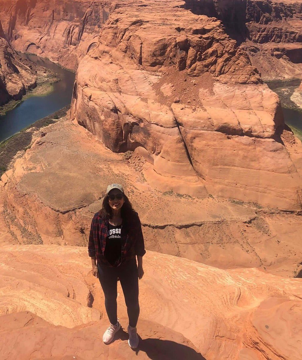 Chan3Judy's tweet photo. It’s been a year. Thank you FB.
Always wanted to go to horse shoe bend, finally did it #arizona #horseshoebend #exploringusa🇺🇸 #paige #travel #roadtrip https://t.co/rKrajbWdHH