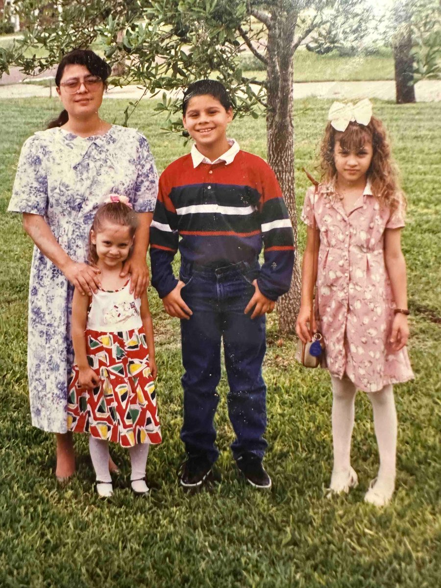 GregoryKunkleJr's tweet photo. 1997, Harlingen, TX
.
.
.
.
.
.
.
#bornandraised #tx34 #tx #ontarget #kunkle2024 #TX34 #TFRW #truetexas #k4c #RNC #RNCHispanic #nccrc #harlingen #spacex #gop #GregAbbott #txgop https://t.co/KN5rMQln47