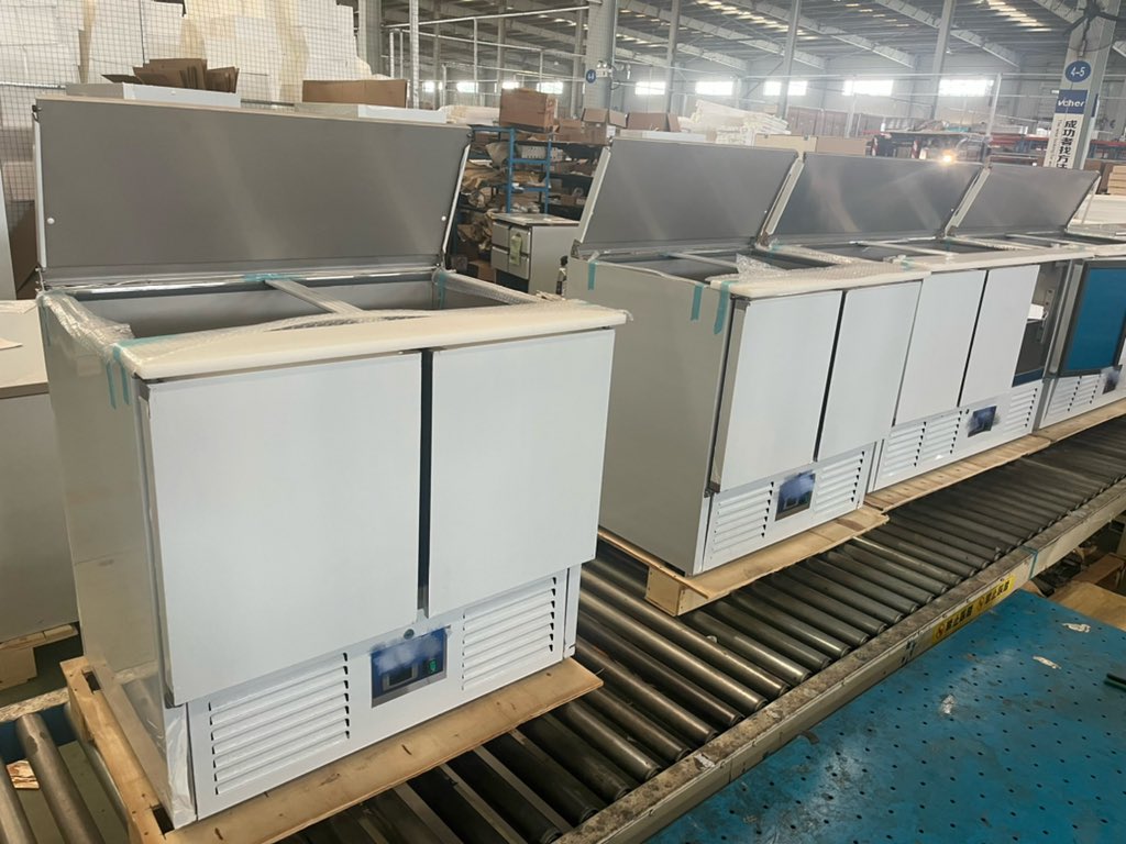 S900 saladette  #foodequipment #foodserviceequipment  #foodservicesolutions #foodserviceindustry #hostmilano #horeca #refrigeration