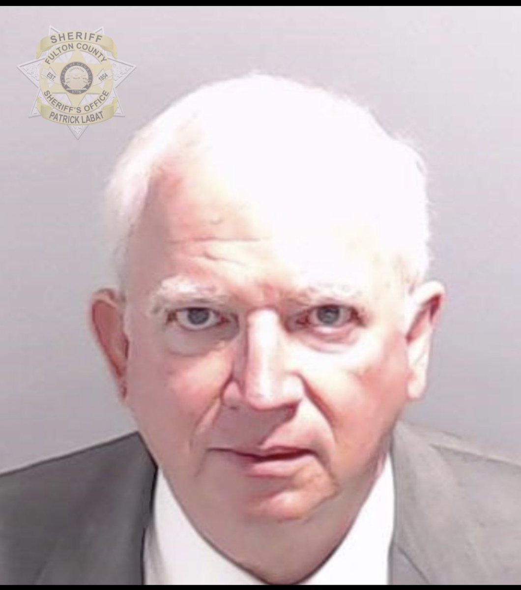 MacFarlaneNews's tweet photo. John Eastman booking photo https://t.co/ZupaIcFACv