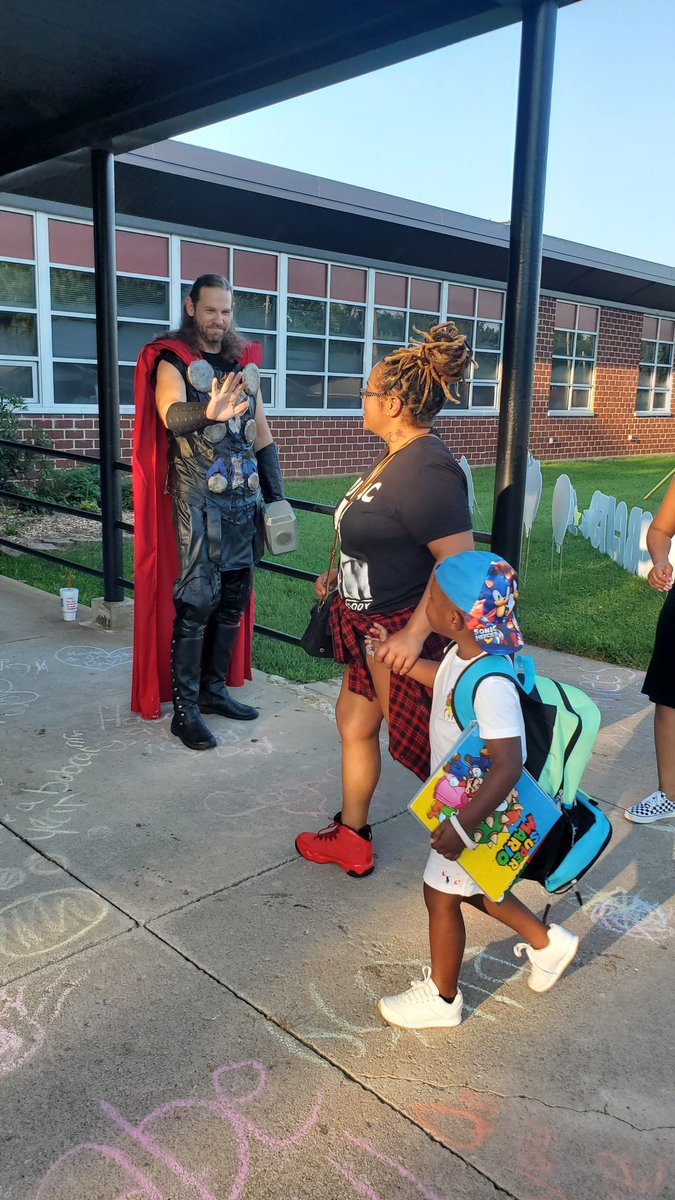 First day of school greetings with Thor! @officialSPS #SPSunited
