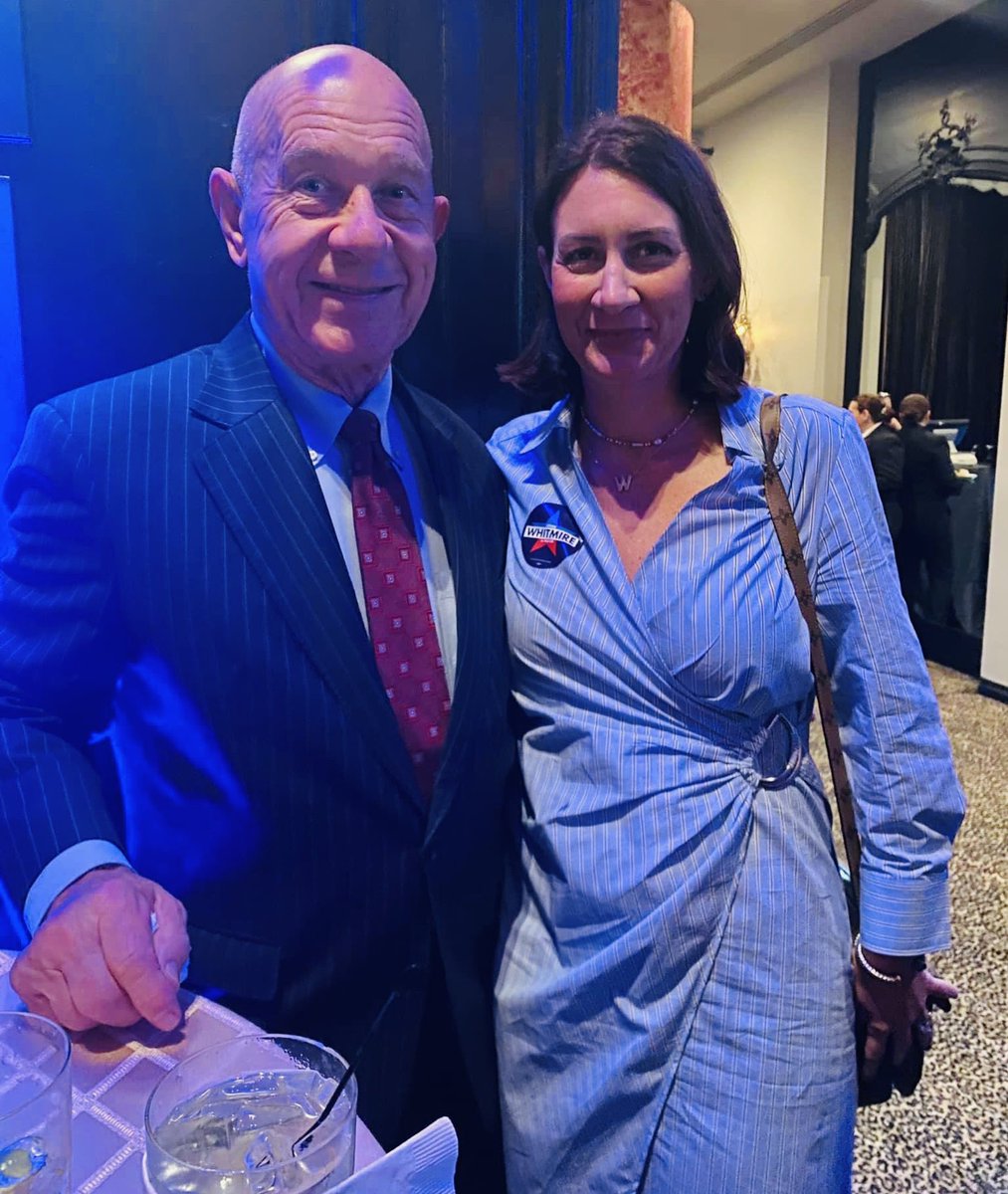 Whit0221's tweet photo. Another night and another packed room of diverse support for @whitmire_john #TeamWhitmire #houstonmayor https://t.co/1SzyrzgAT6