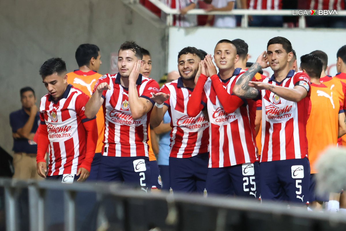 LigaBBVAMX's tweet photo. Los Líderes 🎶⚽

#LigaBBVAMX https://t.co/JaiHG7YJKV