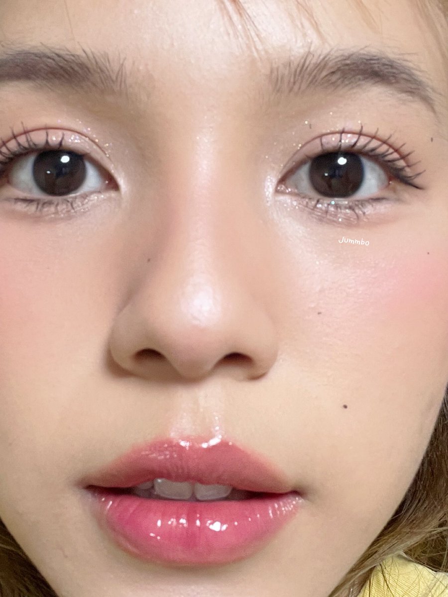 แต่งหน้าไปคอนพี่แทฉ่ำ ชมพู1 ขนตา1 ฉ่ามม 💖 ป้ายยาคสอในเมนคับ 🛼🥹