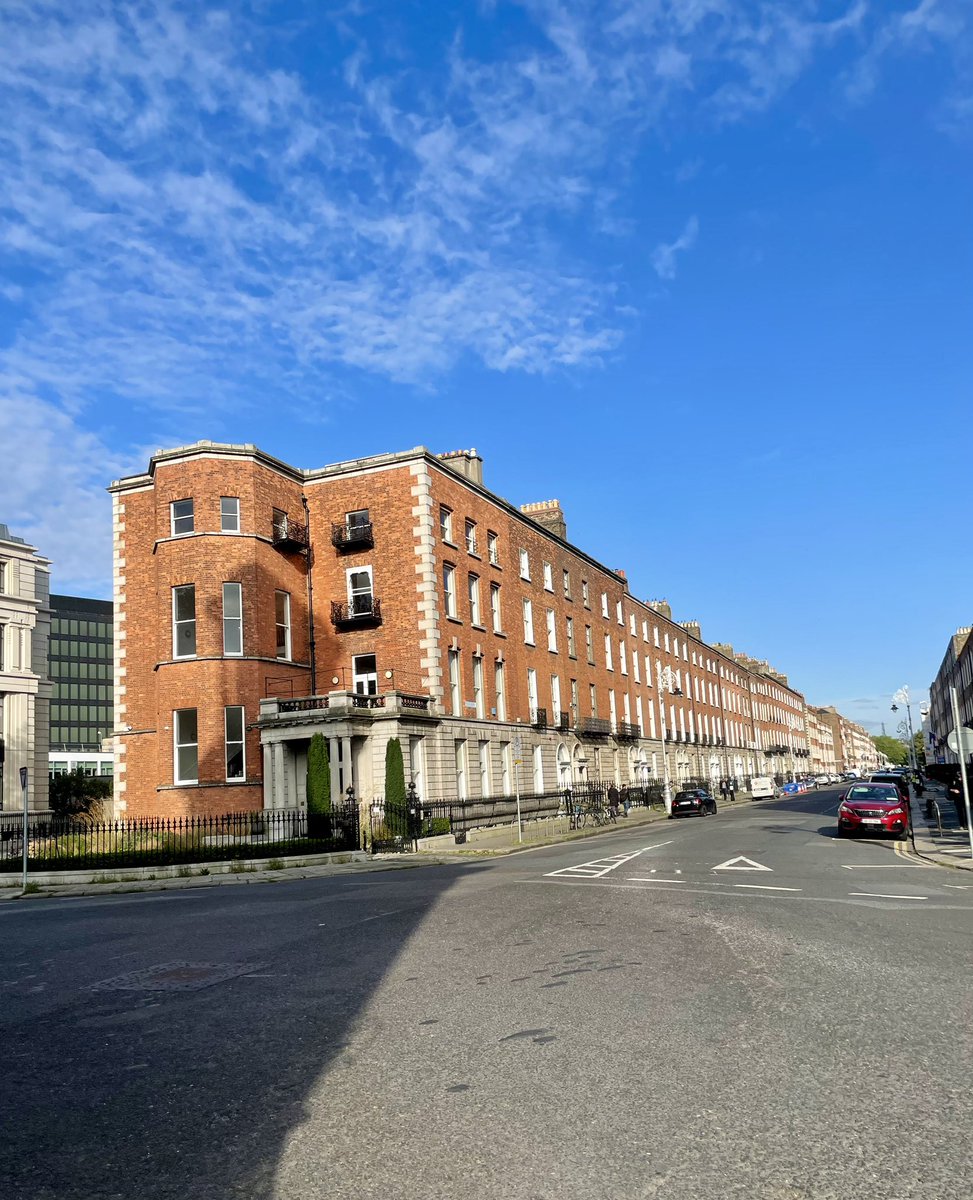 Beautiful morning in Dublin today!

#nofilter #walktowork #dublin2 #Dublin #D2