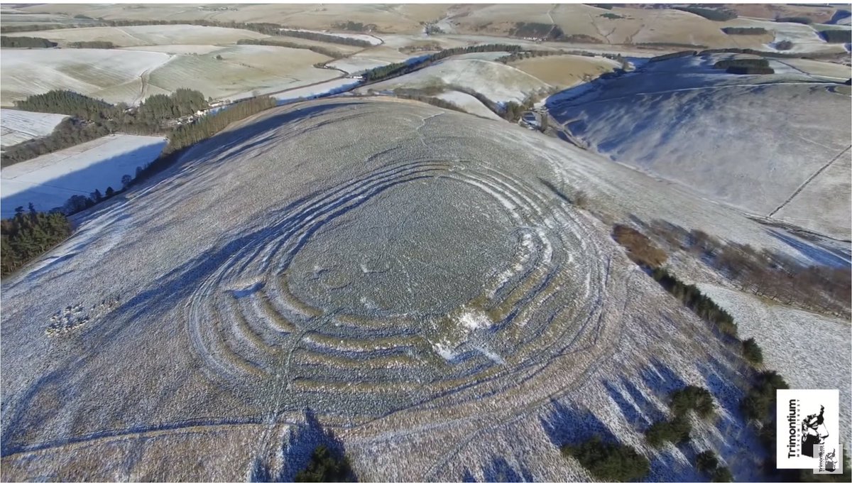 silverhills64's tweet photo. Fabulous offering for this weekβs wonderful #HillfortsWednesday
Be amazed by Corsehope Rings near Heriot. A #contour #multivallate fort with complex #defenses including 4 #ramparts #ditches #palisade and up to 17 #ringditch houses. Credit to @TrimontiumTrust for picture https://t.co/BkkcqS4nhG