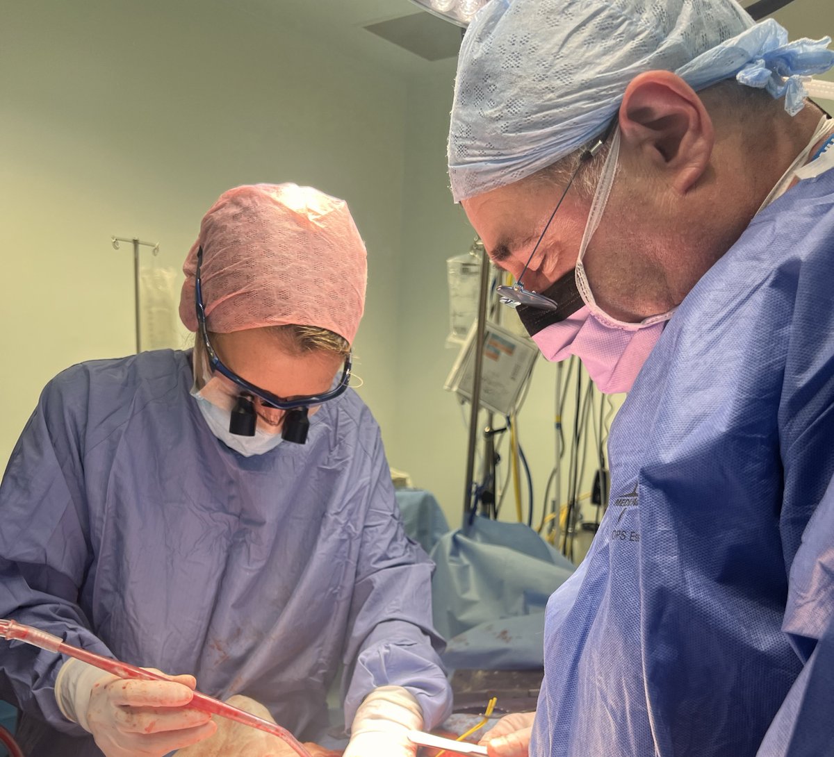 After over 25 years of research, a team co-led by <a href="/ImperialNHS/">Imperial NHS 💙</a> and <a href="/OUHospitals/">OUH</a> has performed the UK's first womb transplant - and given a woman born without a functioning womb the possibility of getting pregnant and carrying her own baby.

🔗 ouh.nhs.uk/news/article.a…