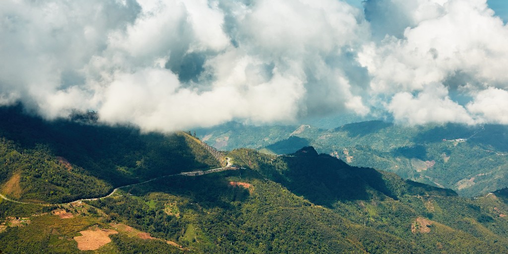 HiberGlobal's tweet photo. Struggling to monitor assets in the jungle? 🌴🌧️ Check out our article for insights into jungle installations. 🌐 https://t.co/cbSjCGkbMu 
#MonitoringSolution #OilandGas #Innovation https://t.co/bvjC6VK1Aw