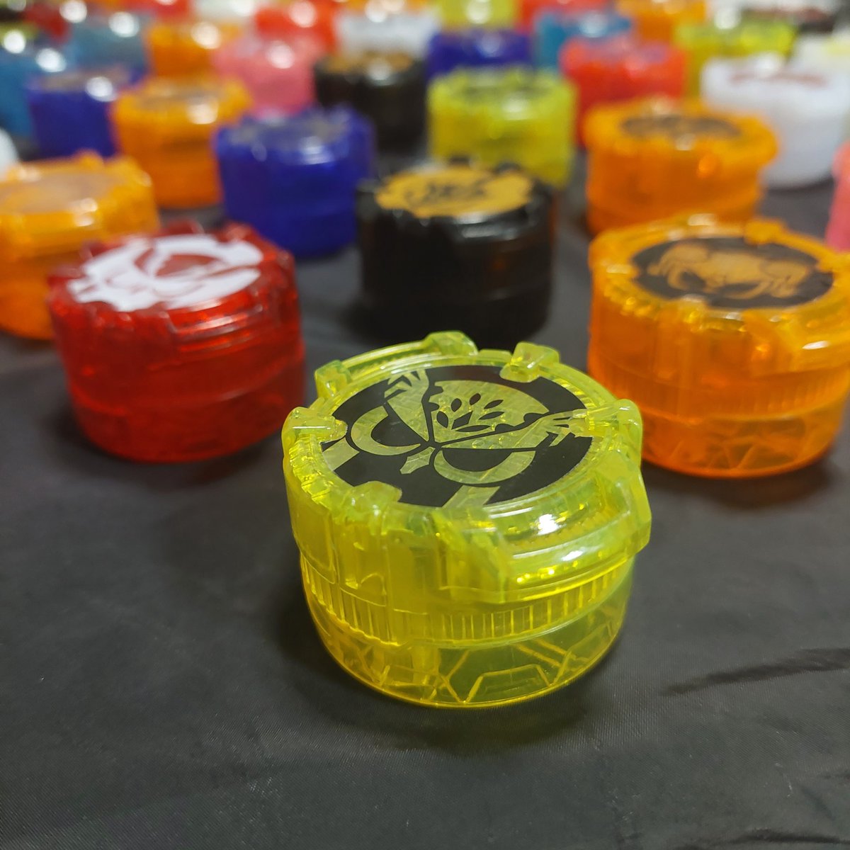 Marzduel_Shop's tweet image. With our preset ID Cores option,
You can Mix and match to make your own ID cores that looks great!

[Link in bio]

#CoreID #Kamen #SuperHero #Geats #MaskRider #KamenRider #KamenRiderGeats #Tokusatsu #Cosplay #Japan #仮面ライダー #仮面ライダーギーツ #コスプレ #DesireGrandPrix #DGP