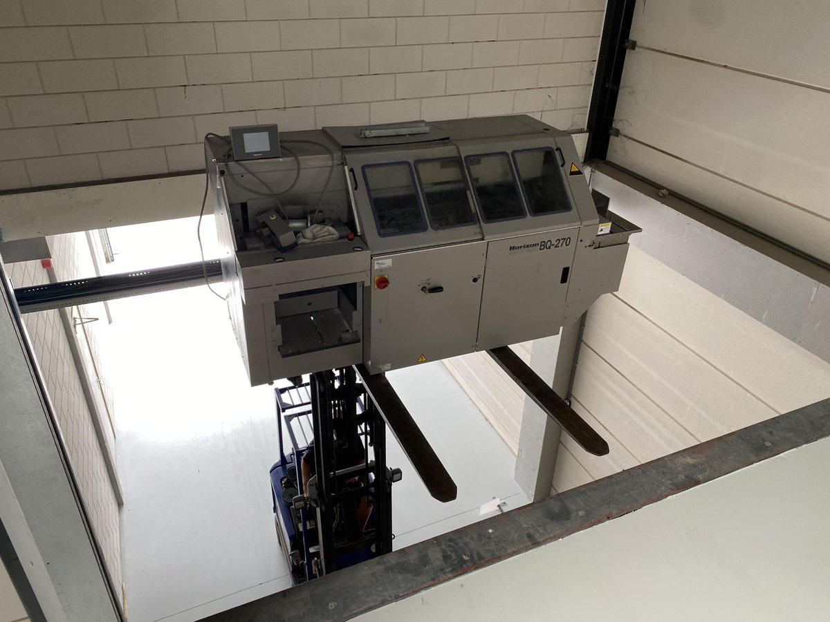 🚛 VERHUIZING | De grote verhuizing van Arnhem naar Veenendaal is begonnen. De machines zijn afgekoppeld en verhuis klaar gemaakt. Gisteren zijn de eerste machines al aangekomen. editoo.nl/verhuizing/ #editoo #Veenendaal