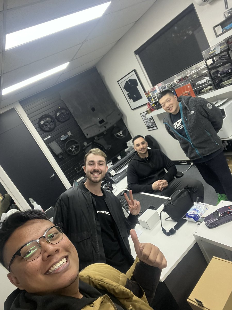 syukSJ's tweet photo. Thank you Vspec for inviting me to your garage! 🥶🥰 https://t.co/70B970dOpk
