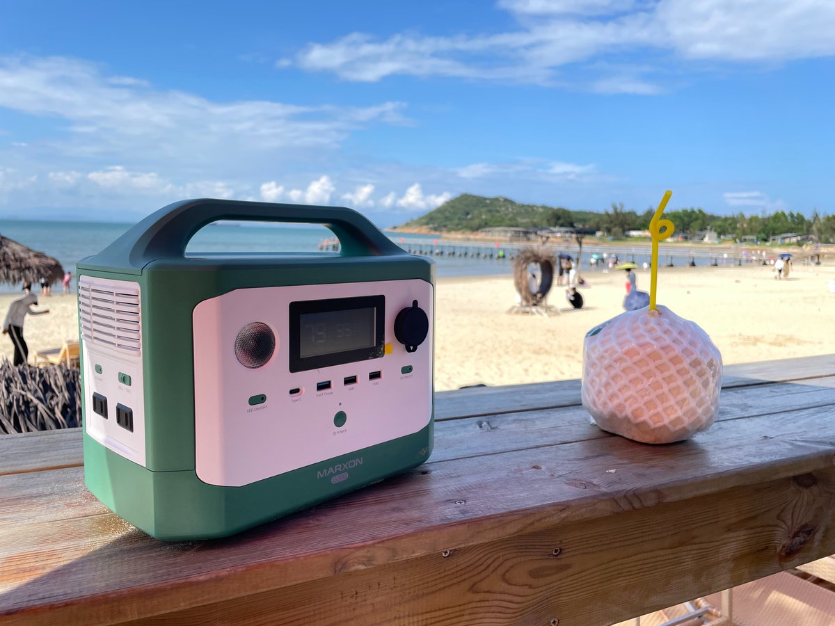 MarxonJapan's tweet photo. 海辺で日光を浴びながらココナッツのジュースを飲むことってなんにも負けぬぐっちゃいがいだよね。🏖️😎
フォロー&RTの方の中、3名様に100wソーラーパネルを差し上げます!
最後の日
#Marxon #ポータブル電源 #海辺 #海辺暮らし #海辺の風景 #サンシャイン https://t.co/stOWM3L5md