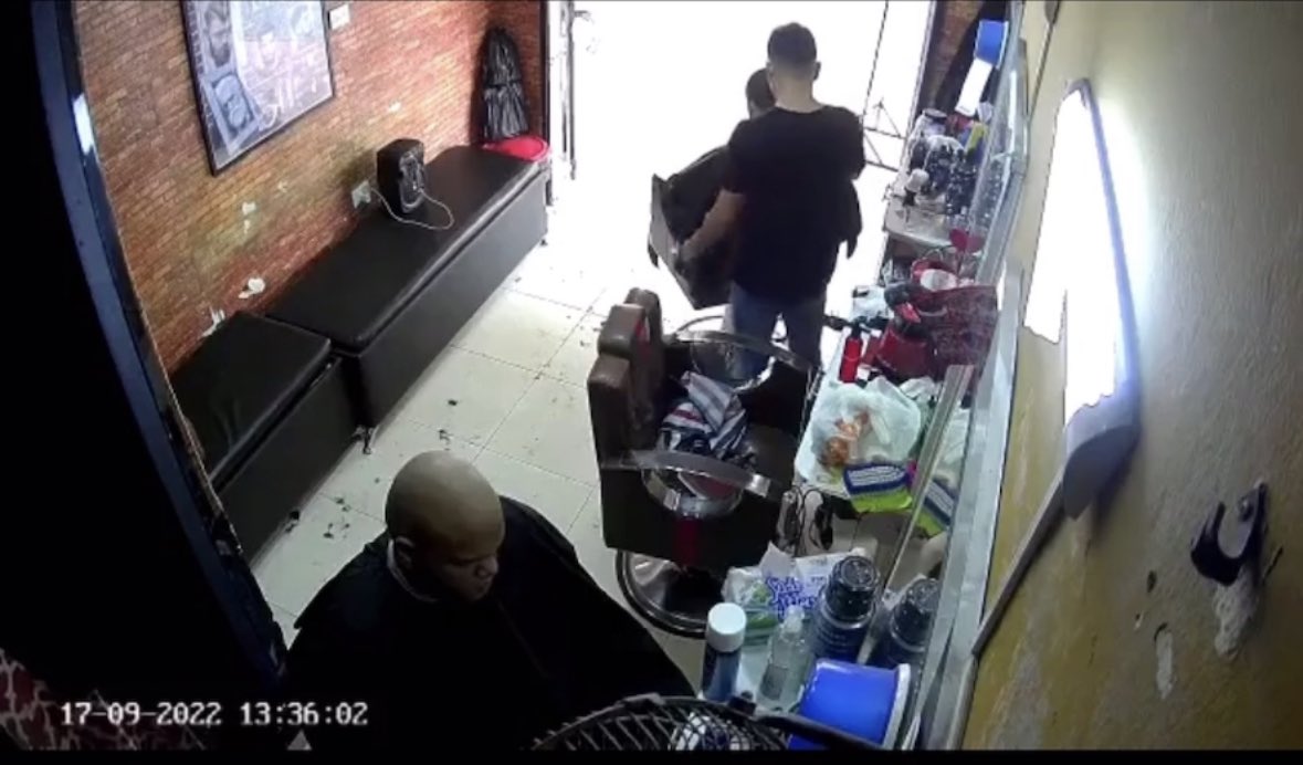 belt2shit's tweet photo. Why is a bald man at a barbershop 💈 https://t.co/ILXTdfQYJh