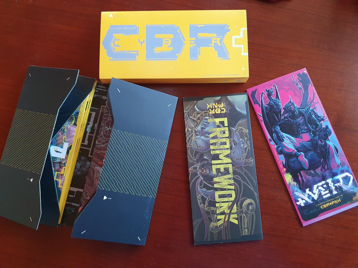Dschulis's tweet photo. #pnpde #rpgaday2023 Tag 23: 
Diesen Platz teilen sich in meiner Sammlung Kult (4. Ed) und die Deluxe-Ausgabe von Legend of the Five Rings (4. Ed). Die physische Ausgabe von CBR:PNK, die letztes Wochenende angekommen ist, ist aber auch ein sehr starker Anwärter. https://t.co/TuiIqJ9cMa