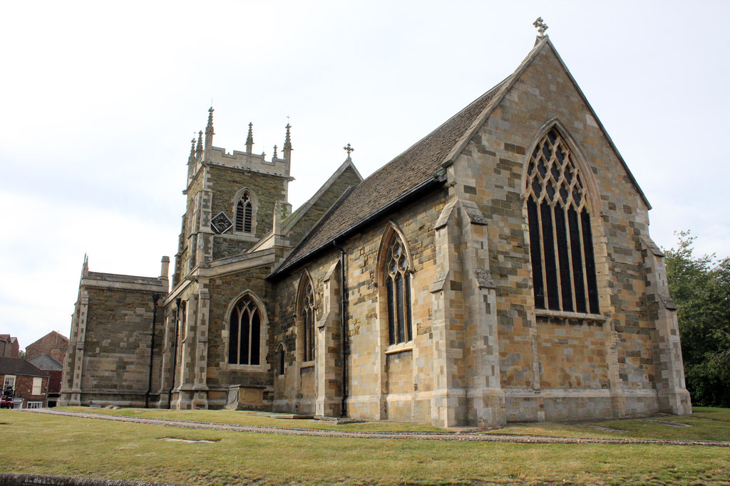 Now it's time for Alford's St Wilfrid, another church taking part in our Sept festival. A church from the 14th century built of local sandstone with extensive Victorian improvements. There is a fine 17th century tomb of Sir Robert Christopher and his wife. The pulpit has fine