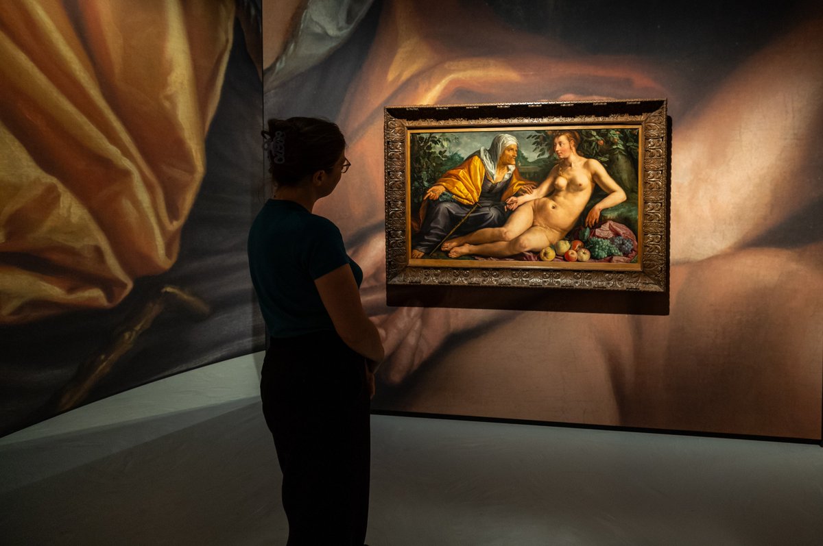 LimburgsMuseum's tweet photo. MATCH | Laatste kans. Onze tentoonstelling '#Match' is deze week voor het laatst te bezoeken. Heb jij de #tentoonstelling al bezocht? In een #intieme setting brengen we twee #Limburgse topstukken bij elkaar: 1 van het Rijksmuseum en 1 uit eigen collectie. https://t.co/Tdy2hsby0l https://t.co/hsuig6mL54