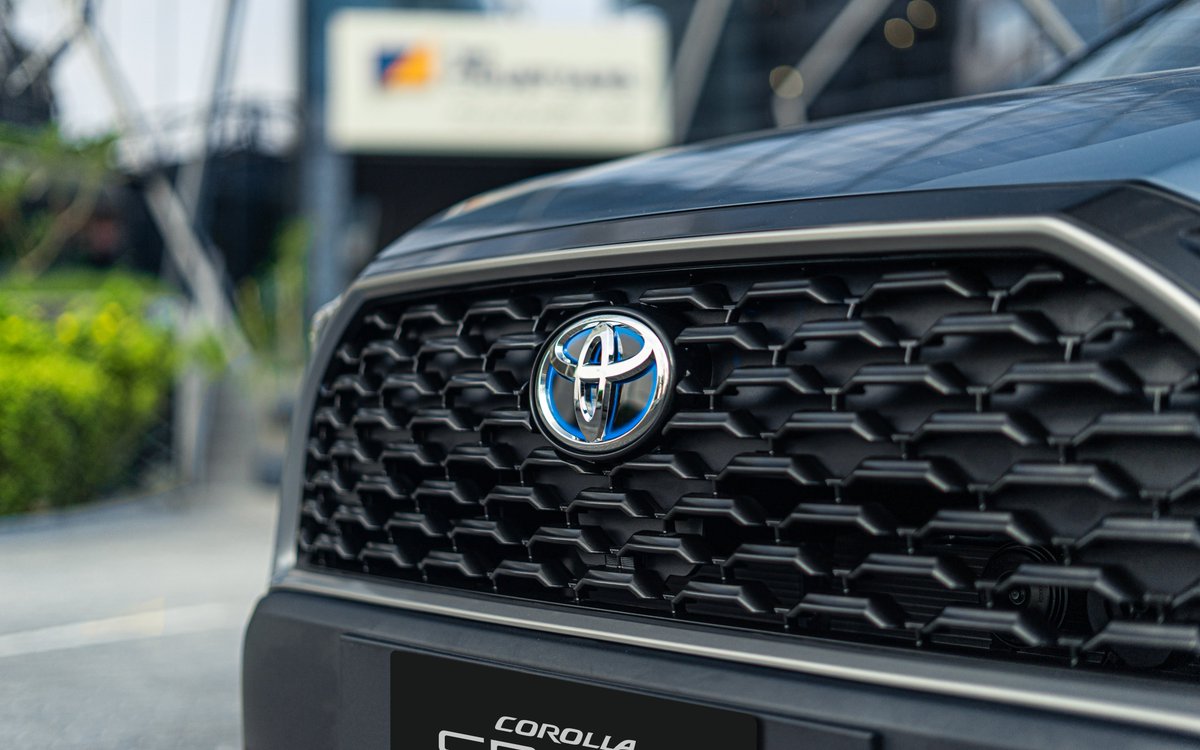 تويوتا Corolla Cross هايبرد ...
مزيج مثالي بين الأناقة والكفاءة.

Toyota Corolla Cross Hyrbid ...
Efficient and stylish!

#Toyota #ToyotaBahrain #تويوتا_البحرين