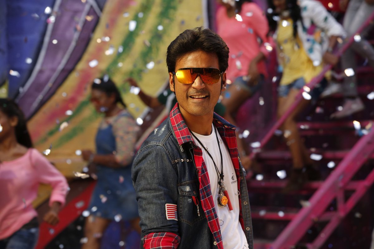 dhanushUHD_offl's tweet photo. #Pattas HD Still !!
Size: 6MB (5760×3840)
Drive: https://t.co/pxwRtLC4iK

#CaptainMiller | #D50 | @dhanushkraja https://t.co/gse1jDeJhh