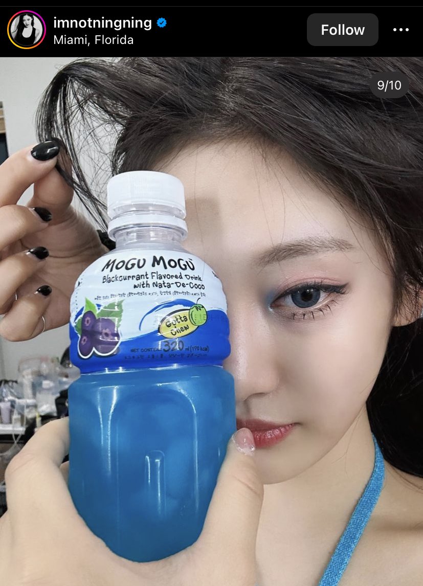 ave_trader's tweet photo. Mogu Mogu เครื่องดื่มไทยจาก Sappe เคยอ่านว่าที่เกาหลีใต้ดังมาก เป็นเครื่องดื่มกลุ่มผลไม้ยอดขายอันดับ1 ไอดอลชอบกิน เคยอ่านแผนการตลาดเน้นตีตลาด 98 ประเทศทั่วโลก แต่ที่ขายดีแบบมีนัยยะ มี เกาหลีใต้ ฟิลิปปินส์ อินโดนีเซีย ฝรั่งเศส

จากรูปน่าจะดังจริง idol kpop ไป ตปท ยังซื้อกิน https://t.co/kQcNpgoP5o