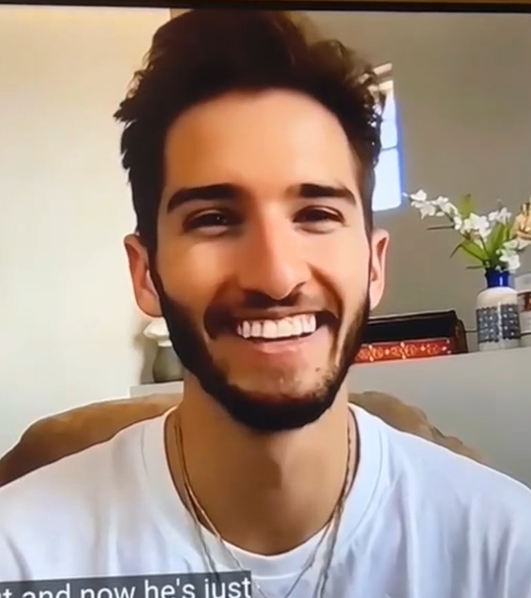 pokemoncitygym's tweet photo. This grin haunts my dreams #johnnysilvestri #swoopdoc #colleenballinger #adammcintyre #h3h3 https://t.co/vugjR1QfJV