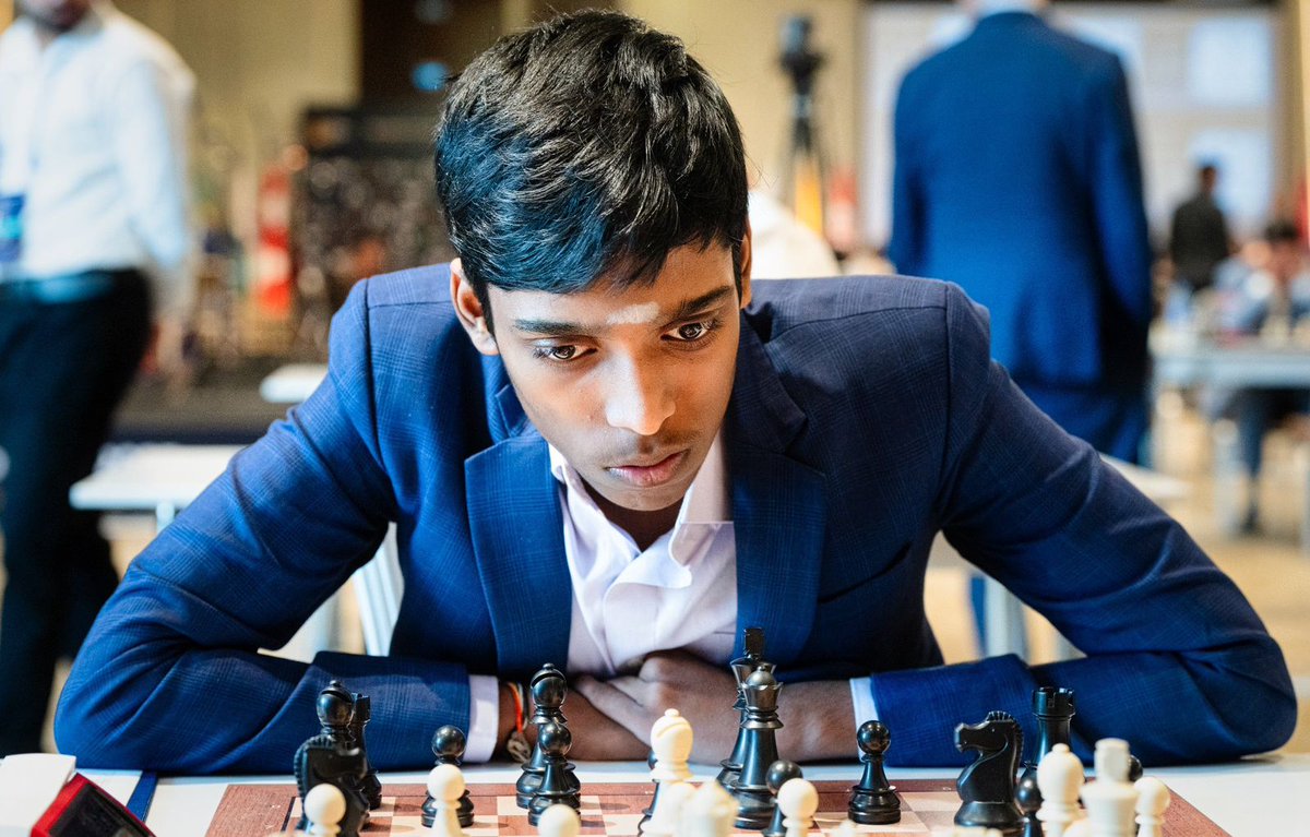 The_Invoker_'s tweet photo. Last time an #Indian 🇮🇳🇮🇳 was in #chess world cup was 21 years ago!!! #Praggnanandhaa #PraggVsMagnus
#ChessWorldCup #Chandrayaan3Landing #isroindia #AsiaCup2023 #Dunki #VikramLander Magnus Carlsen South Pole #ISRO #Modi https://t.co/jgcX0T4sG3