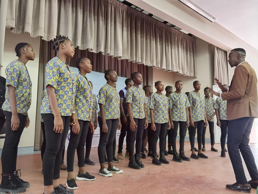 NBCNamibia's tweet photo. Mweshipandeka Secondary School runs away with the golden ticket which gives them a spot in the final round of the the Anti-Corruption Song Competition. 

The school competed against Uukule SS, Haimbili Haufiku SS and Ruacana HS. 

#JoinTheFight
#OneVoice
#NACSAP https://t.co/A5J8yYQRoD