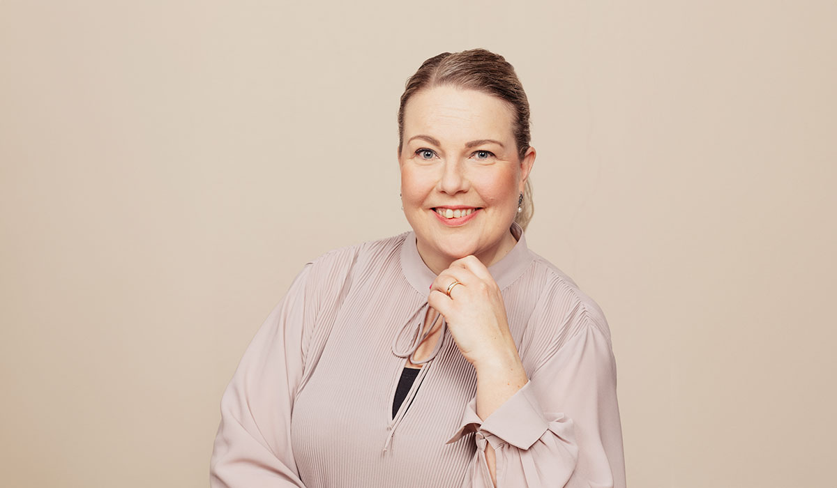 Henkilöstöjohtajamme Mari Svahn uskoo, että keskittymällä yhteistyölähtöiseen toimintatapaan vahvistamme kokemustamme työn merkityksellisyydestä. Lue Marin ajatuksia yhteistyölähtöisen, palvelevan toimintatavan huoneentaulun rakentamiseen: salomaa.fi/2023/08/21/rak…