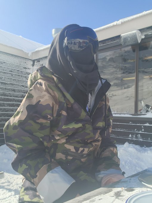 "Omg if I ever run into you on the mountain I'm going to.." >me on the mountain https://t.co/kkczO7N