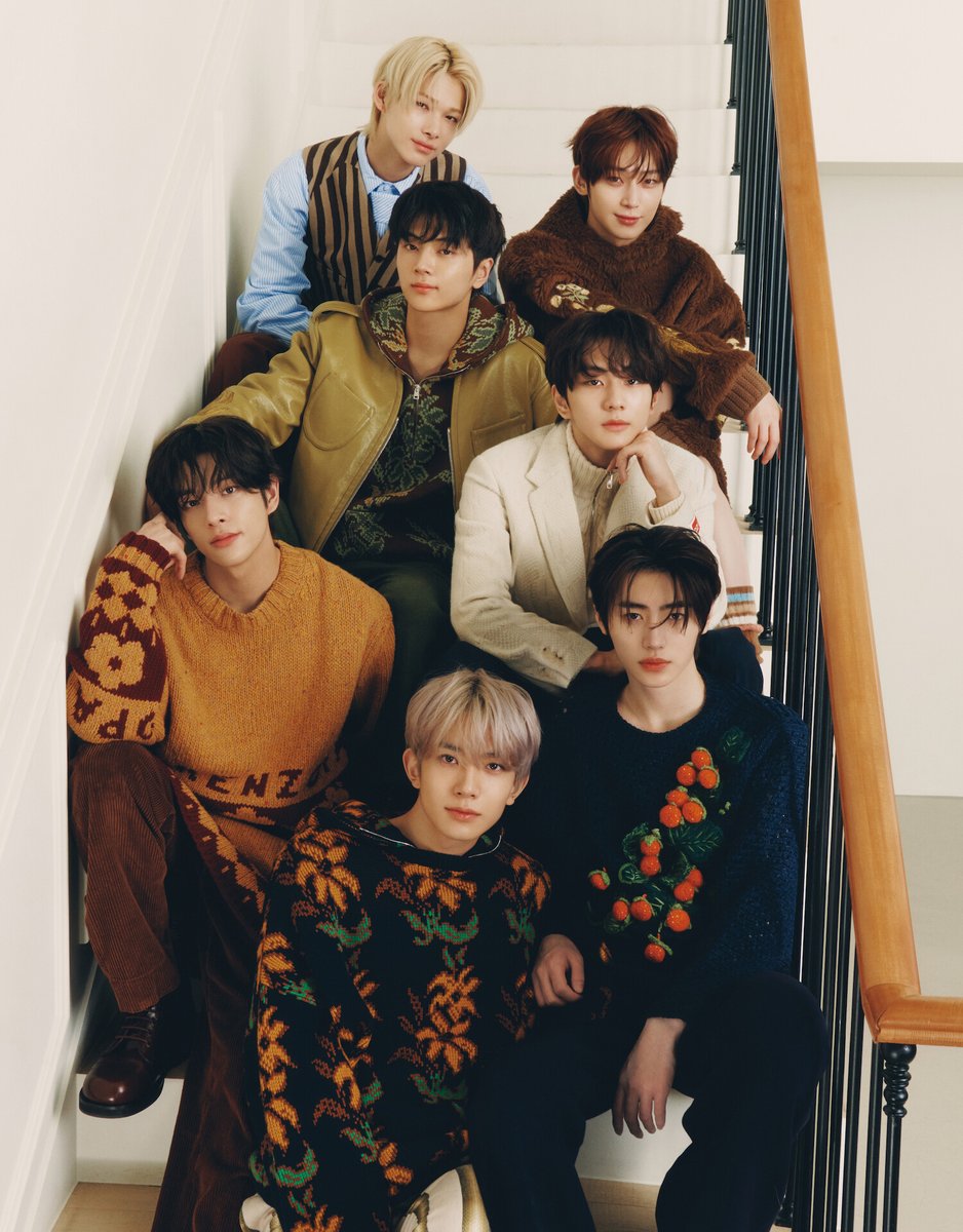 【#SPUR10月号 は本日から発売🌿】ウェブ限定で、グループでの本誌未掲載カットも特別に公開します。美しく凛とした彼らの姿をぜひ本誌でもご覧ください。#ENHYPEN_SPUR #シュプール10月号 lnky.jp/GnFm5Sr