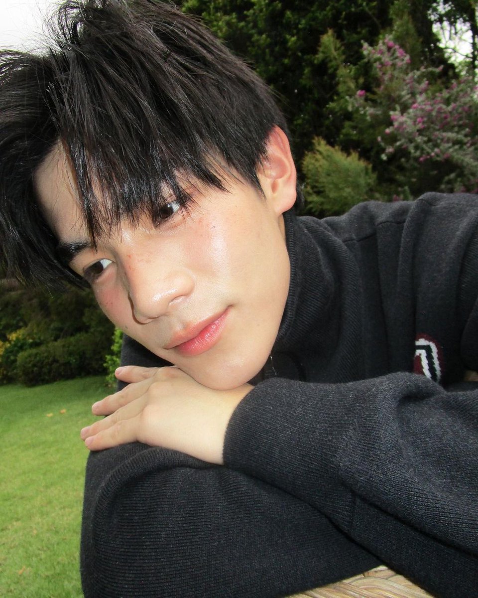 apa gua gk stres liatnya