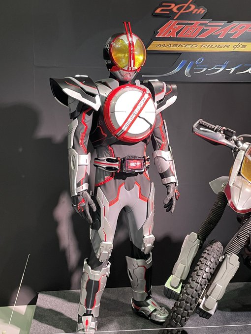 NEXTファイズ!!!
背中側初めて見た!! 