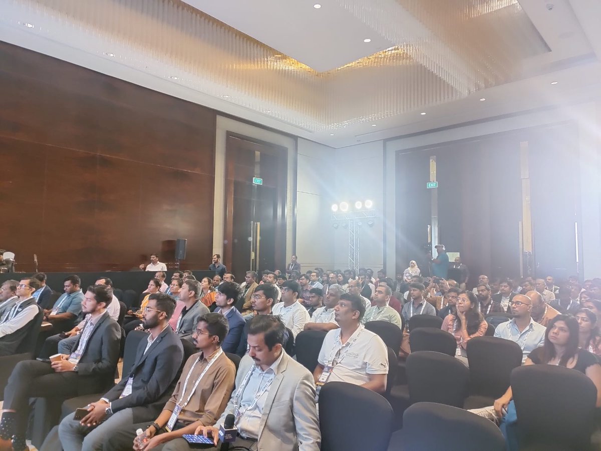 DSCI tweet media